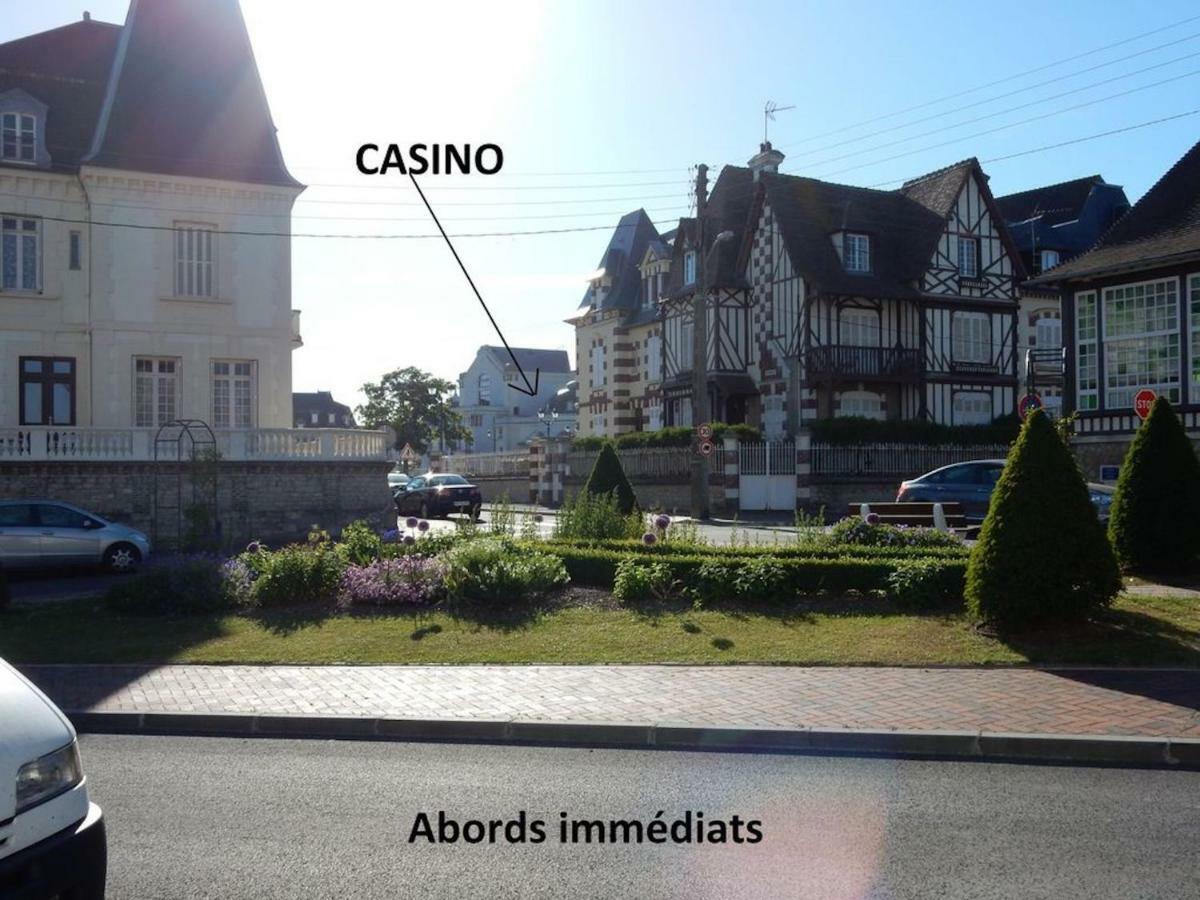 Appartement Bien-Etre 2 Chambres Au Coeur De Cabourg - ภายนอก รูปภาพ